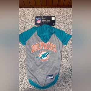 NWT PET HOODIE MIAMI DOLPHINS  SIZE XL (up 60 pounds) THE MEASUREMENTS IN PICS